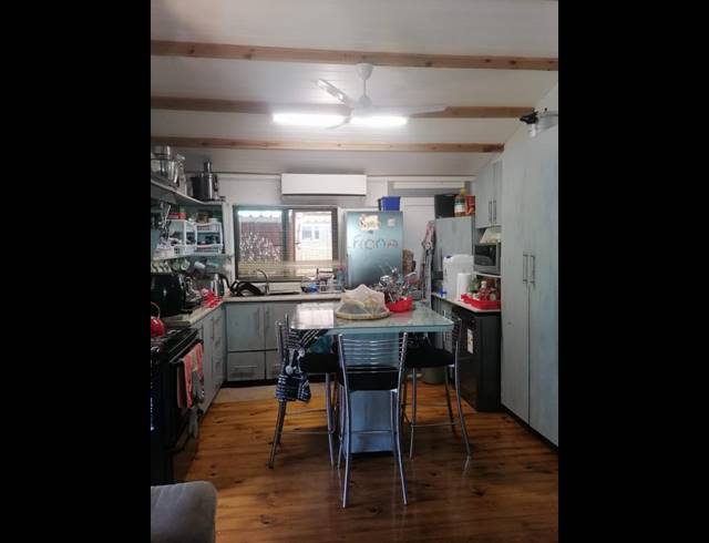 2 BEDROOM HOUSE FOR SALE IN ESCOMBE